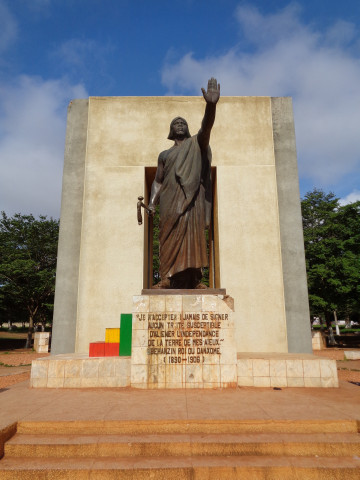 Statue du Roi Bhanzin  Abomey