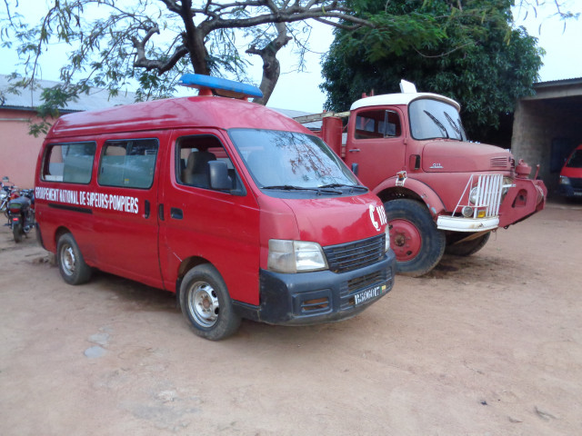 Ambulance Nissan GNSP