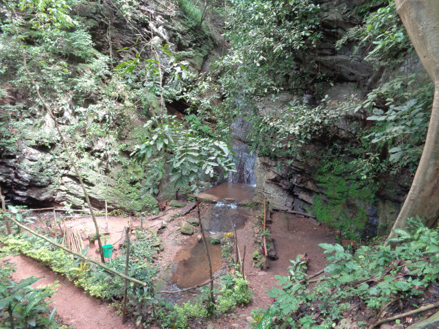 Cascade de Kamalo domaine public